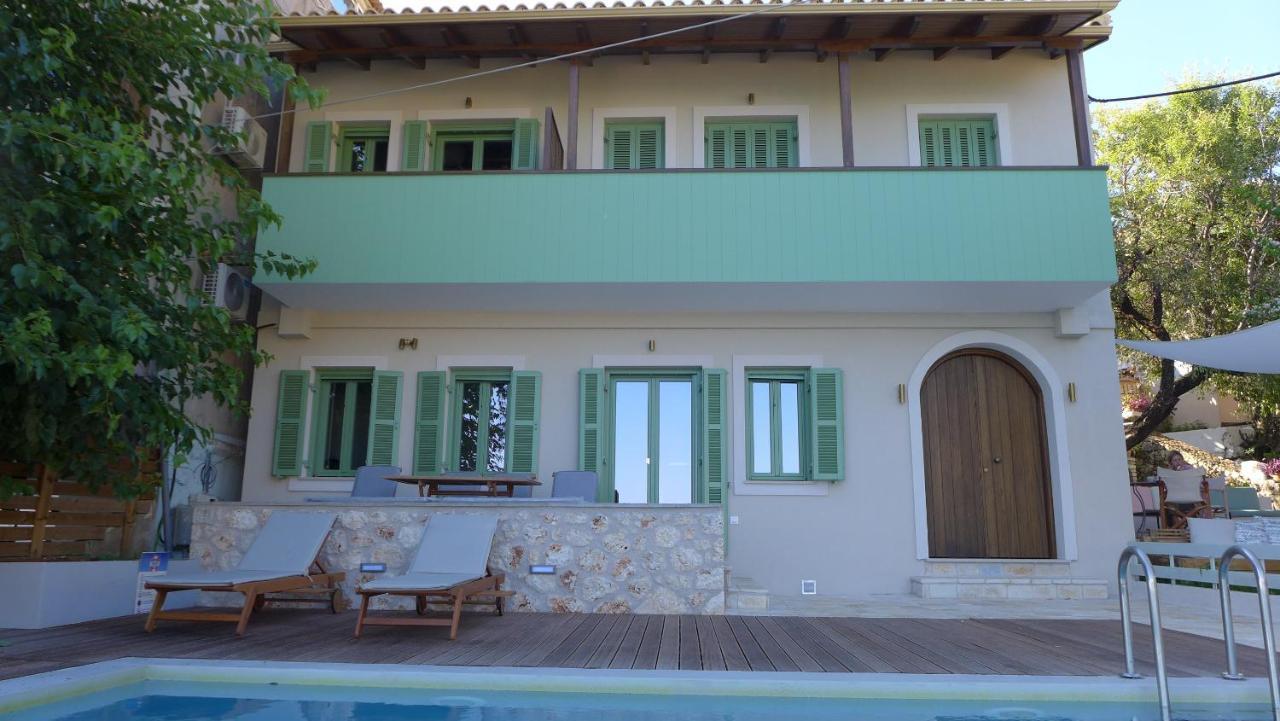 Caltabania Suites Áyios Nikítas Dış mekan fotoğraf