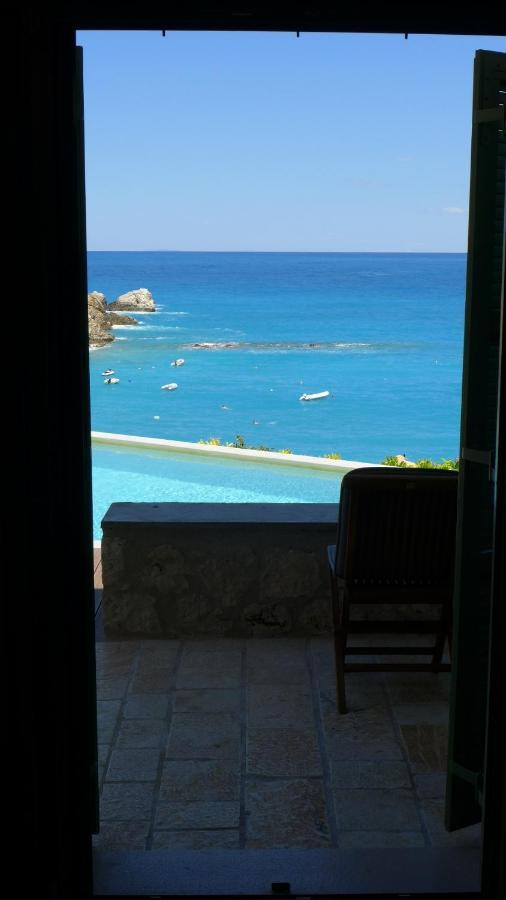 Caltabania Suites Áyios Nikítas Dış mekan fotoğraf